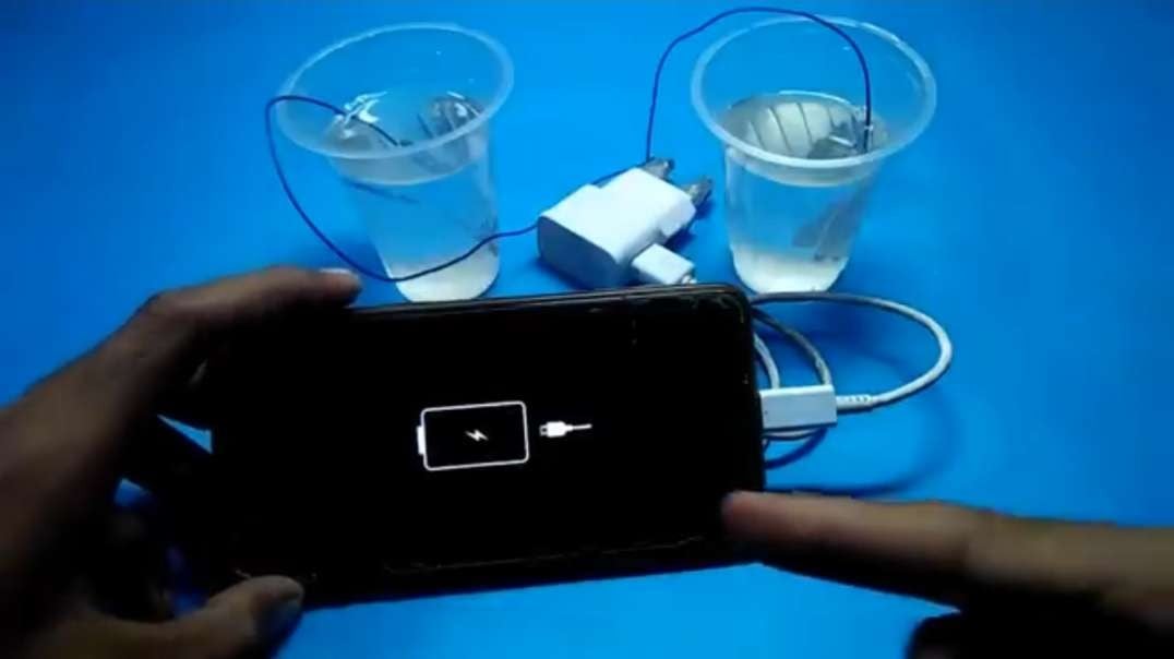 How to Make Mobile Charger Without Electricity With Salt Water Free Energy Mobile Charger.mp4