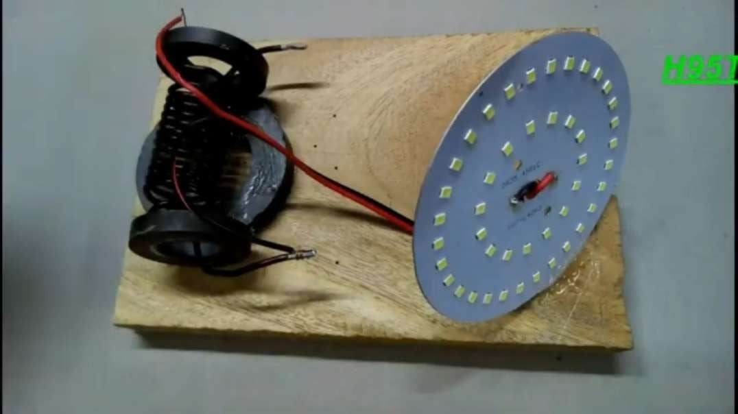 free energy generator with light bulbs & magnets.mp4