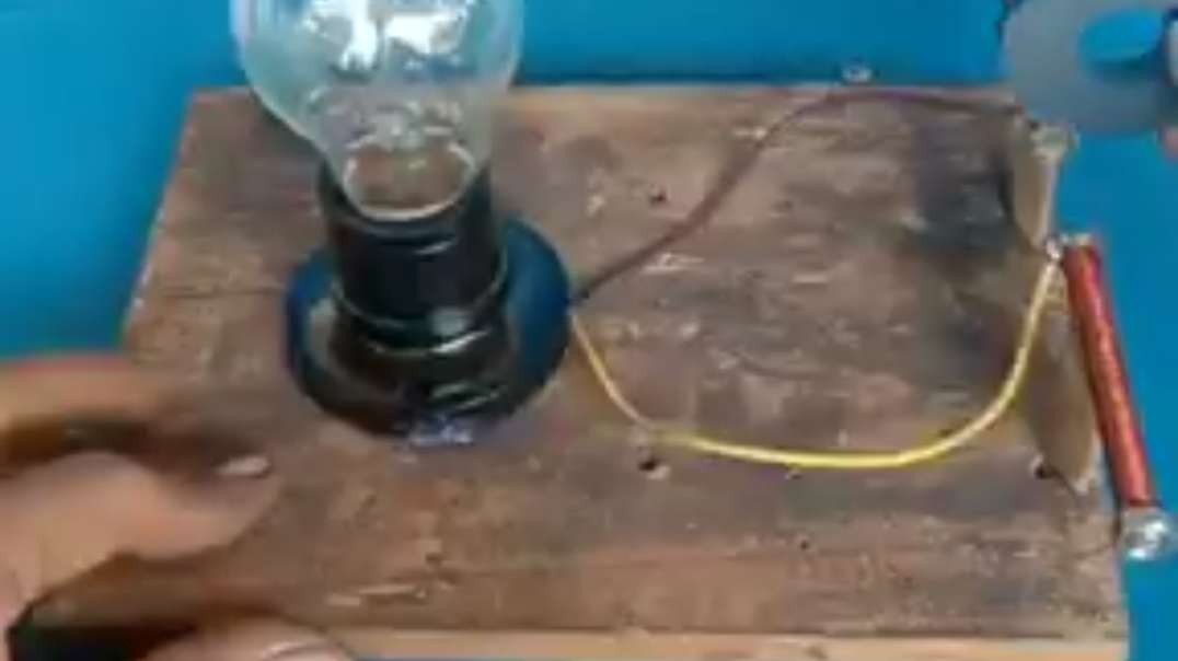Electricity from magnets 2