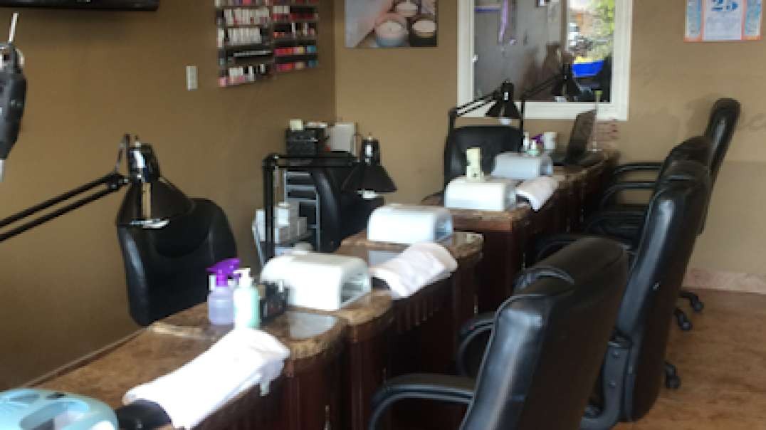 Are you looking for Dip Powder Nails in Evergreen?