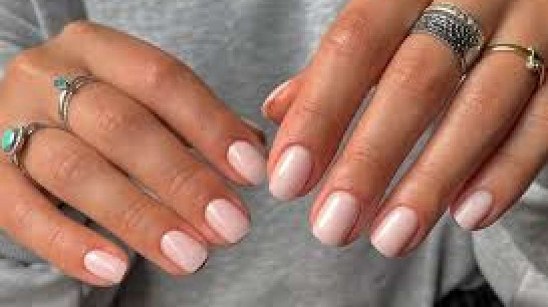 Best Acrylic Nail Extension in Chessington
